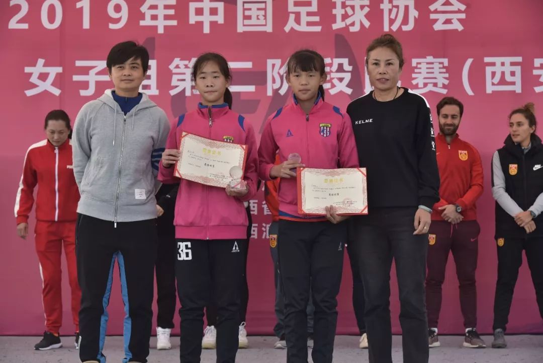 关于最强之战：女子足球比赛中的绝地反击的信息